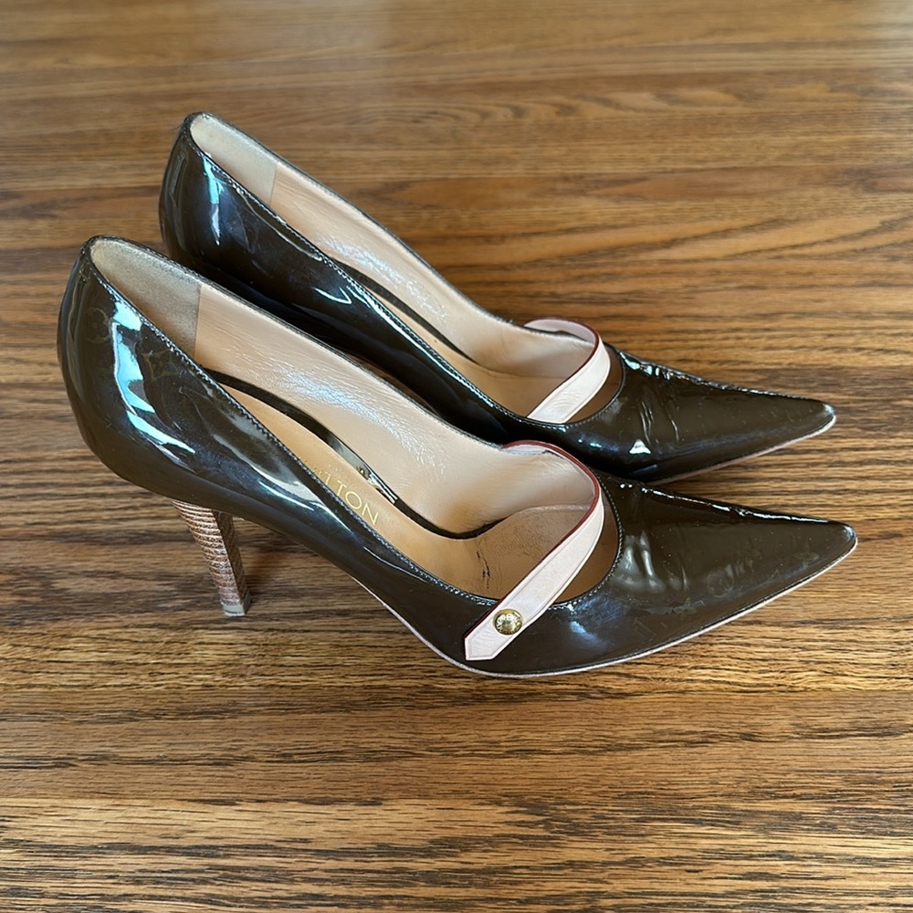 Louis Vuitton Monogram Pattern Patent Leather Pum… - image 4